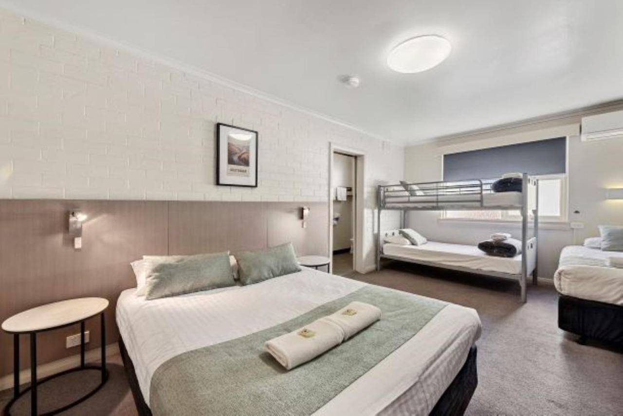 The Cornwall Historic Hotel Launceston Eksteriør bilde