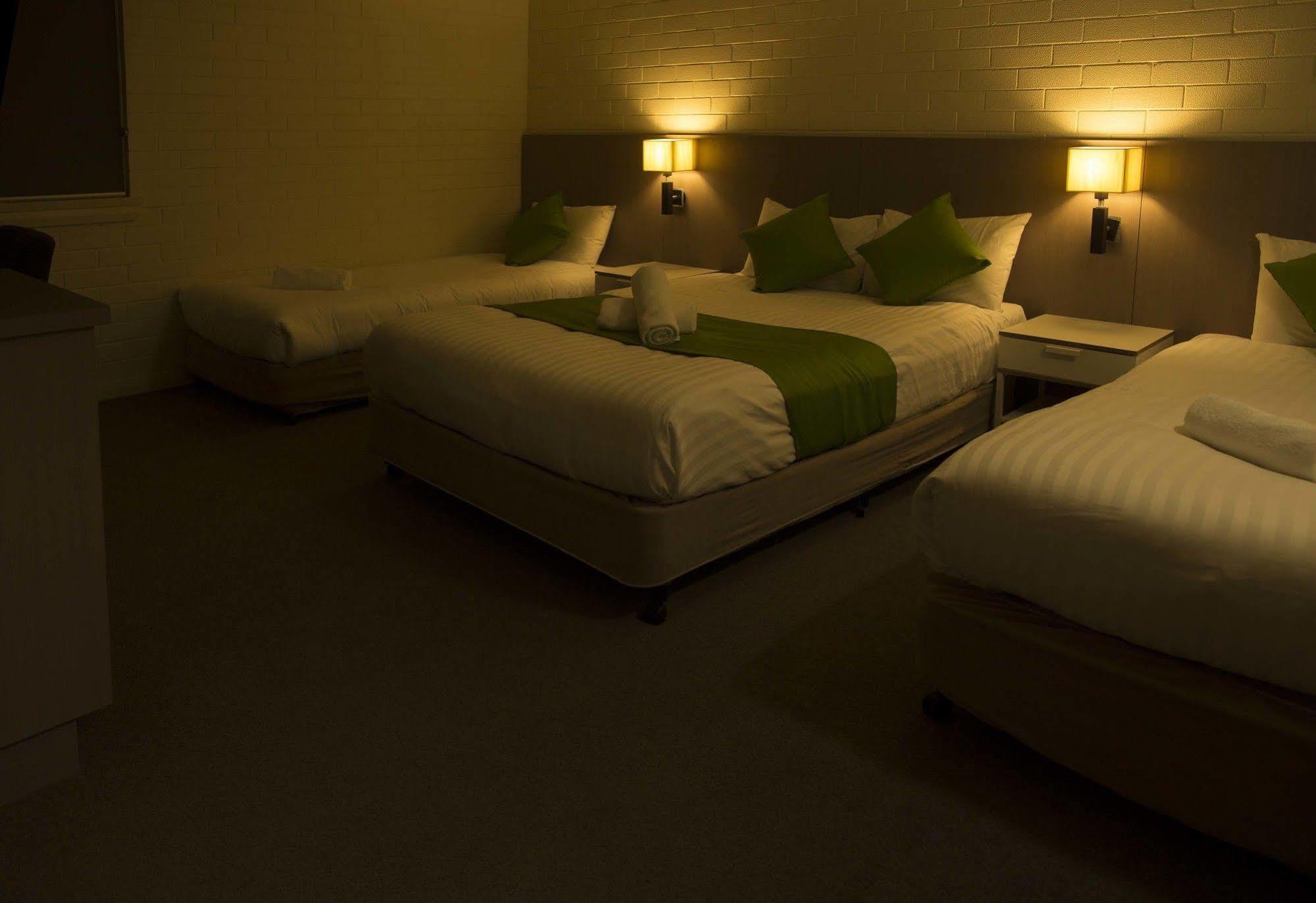 The Cornwall Historic Hotel Launceston Eksteriør bilde